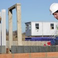 תאונות עבודה על פי חוק הביטוח הלאומי, תאונת עבודה מוגדרת כתאונה המתרחשת לעובד במהלך עבודתו אצל מעסיק או בעקבותיה, לרבות כל עבודה שאדם נשלח לבצעה ברשות מעסיקו. סוגי תאונות עבודה חוק הביטוח...